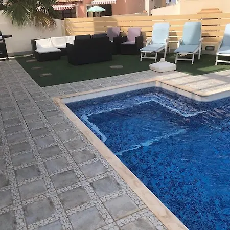 Quesada Luxury Villa *